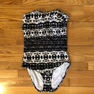 Badgley Mischka black and white one piece